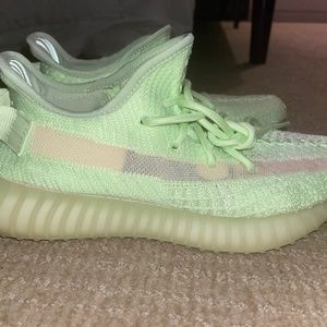 Yeezy Boost Glo’s